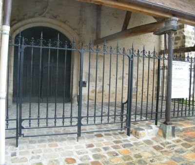 Grilles-église-Forge-les Bains